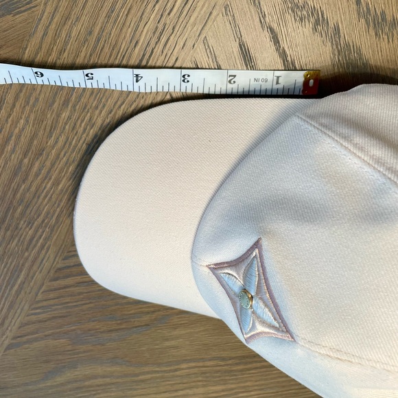 Louis Vuitton LV Day Cap Hat Ecru - New and Authentic - Picture 15 of 16